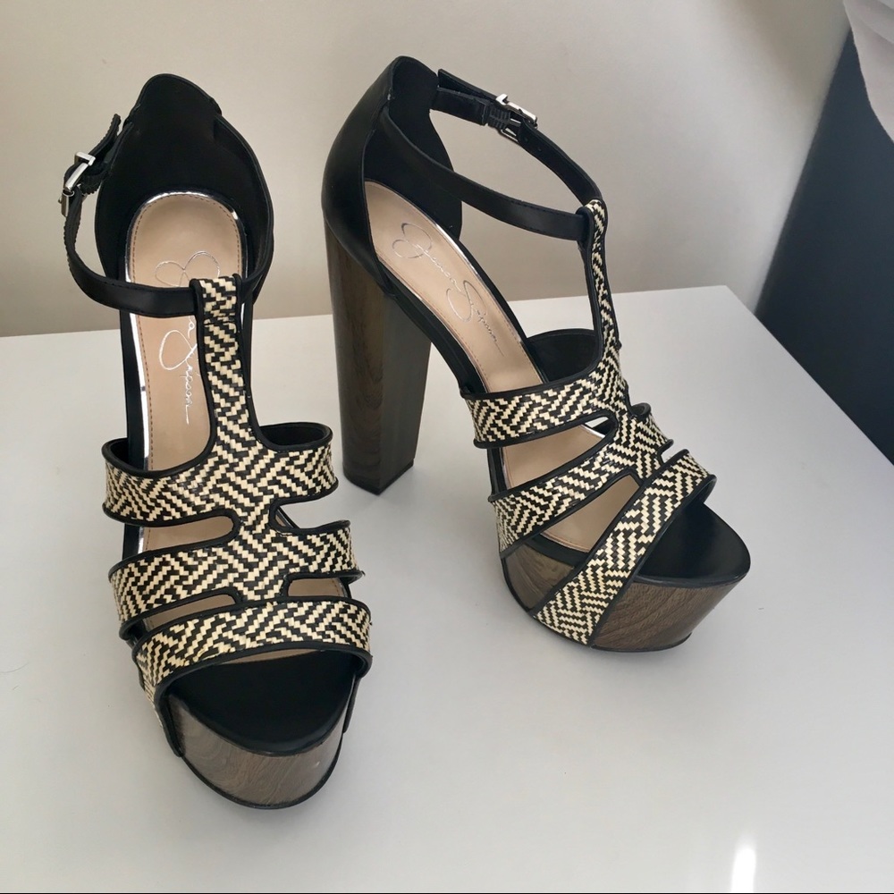 ❌SOLD❌Jessica Simpson Denicia Platform sandal 10 - Picture 5 of 8